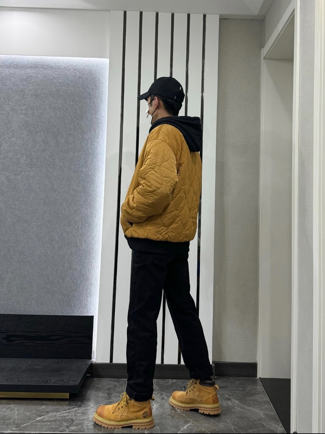 아디다스 X FEIFEIRUAN 뉴 리버시블 램스울 양면 뽀글이 후리스 자켓 블랙 IX4215 - 상세 이미지 4