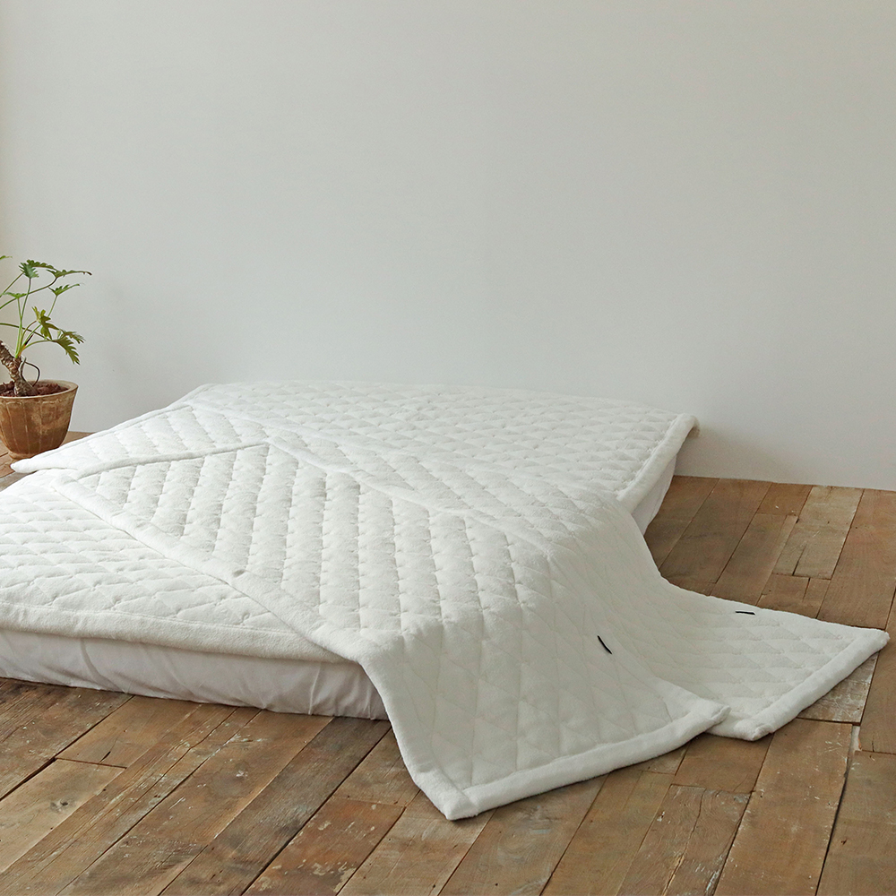 뽀글이 양털 극세사 침대패드 도톰한 리본퀄팅 미끄럼방지 고정밴드 겨울패드 SS