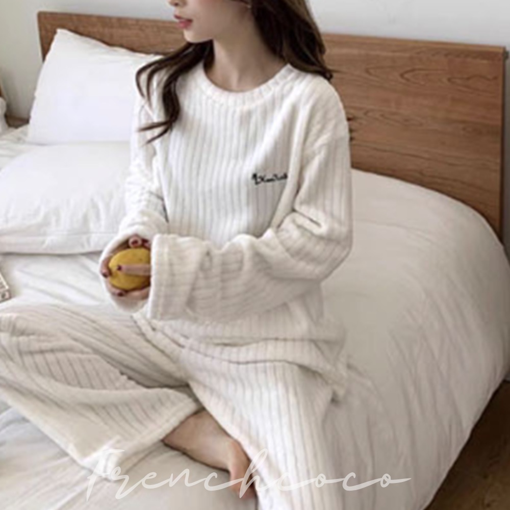 프렌치코코 여성 겨울 파자마 극세사 수면 잠옷 실내복 세트 - 상품 이미지