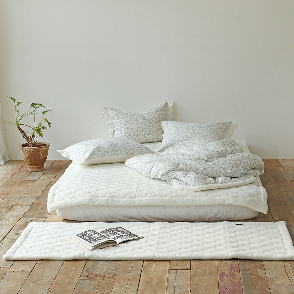 뽀글이 양털 극세사 침대패드 도톰한 리본퀄팅 미끄럼방지 고정밴드 겨울패드 SS