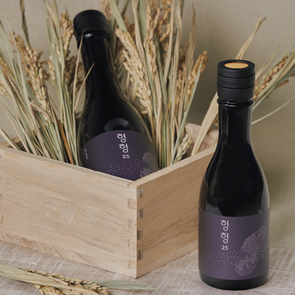 형형25 프리미엄 증류식 소주 전통주 술선물 300ml, 1개 - 상세 이미지 2