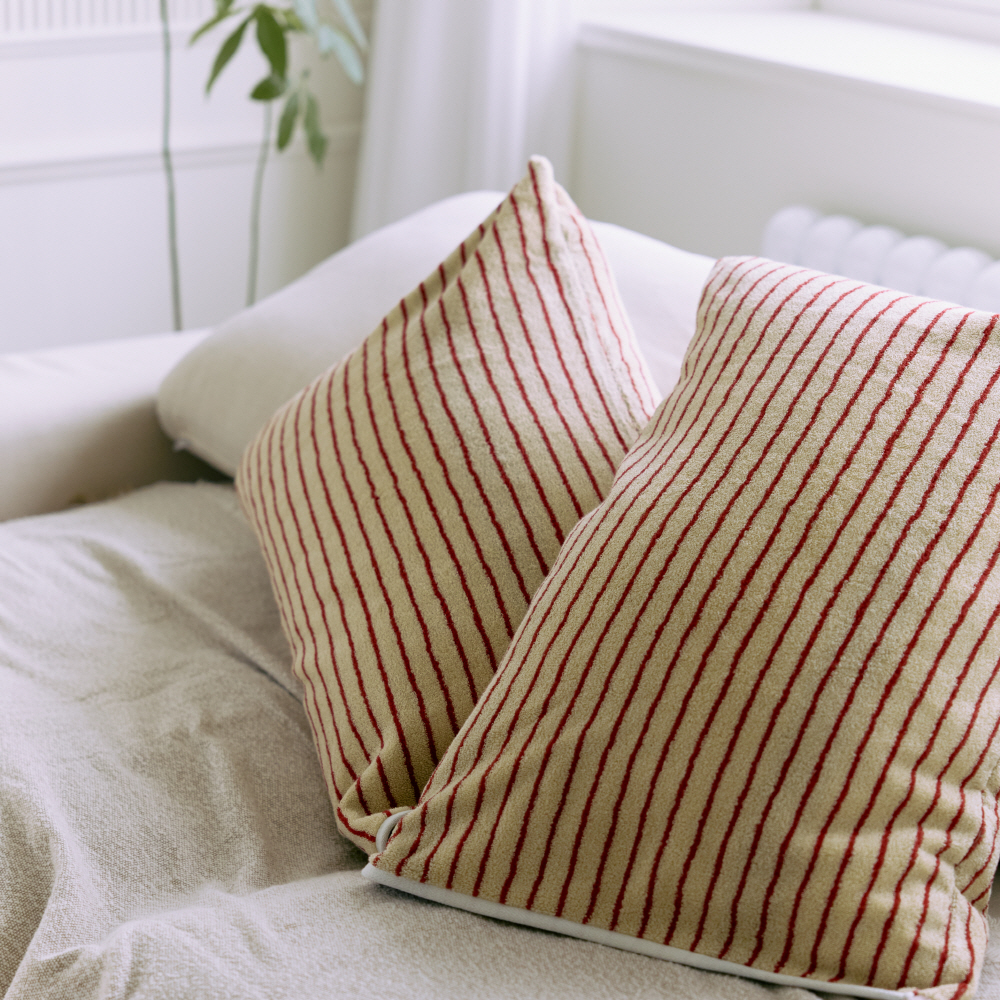 [키리키리리빙] 레드벨벳 베개커버 수피마원단 먼지 없는 베개 수건베게 - 상세 이미지 2