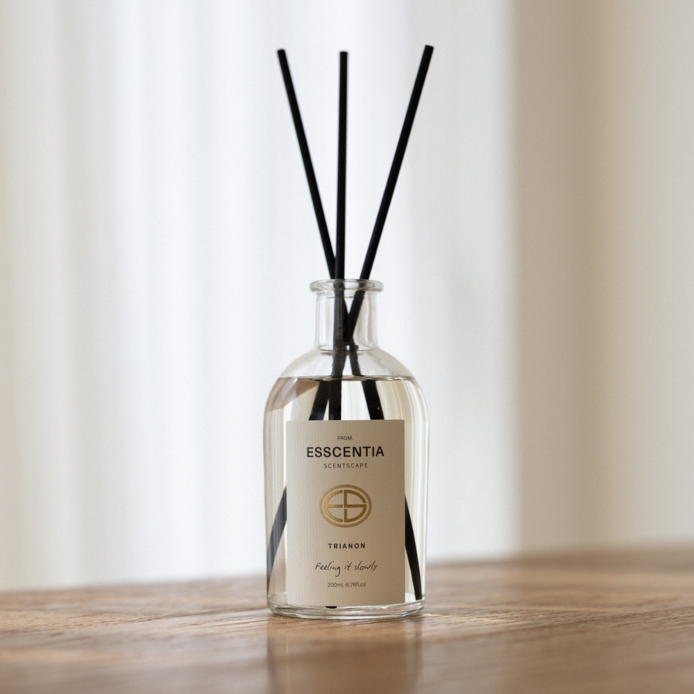 에센티아 프리미엄 디퓨저 200ml 2개 세트 실내방향제 선물 방 거실 화장실 현관 백화점 - 상세 이미지 2