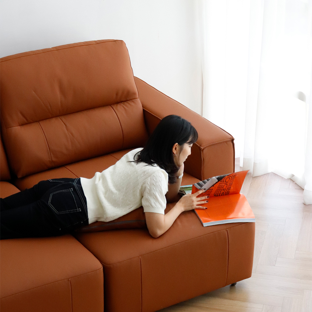 비알프렌드 템버 전동 리클라이너 슬라이딩 모션 무빙 쇼파 천연가죽 4인 소파