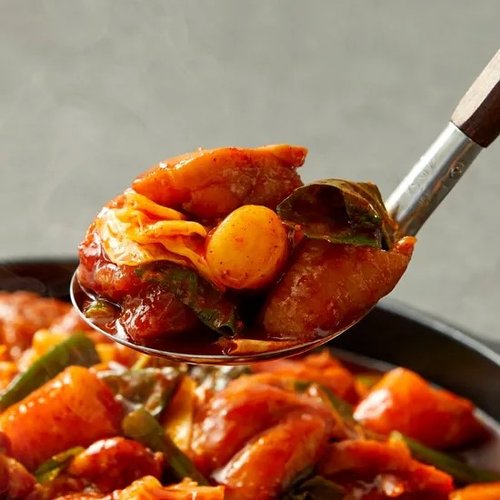 [CJ](신세계 의정부점) 비비고 춘천식철판닭갈비700g X 3개 : 신세계백화점