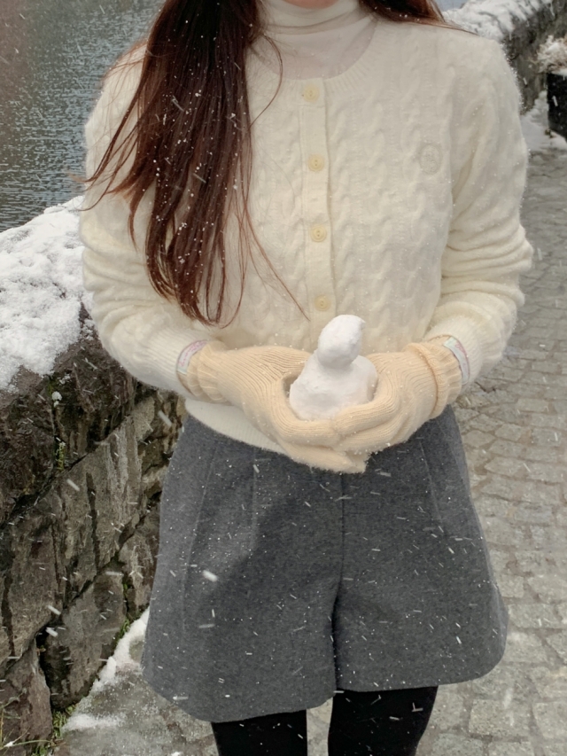 ✨후기극찬!💕URBANE MADE💕 조이 크롭 케이블 알파카 꽈배기 가디건 (3c) 상세 이미지 101