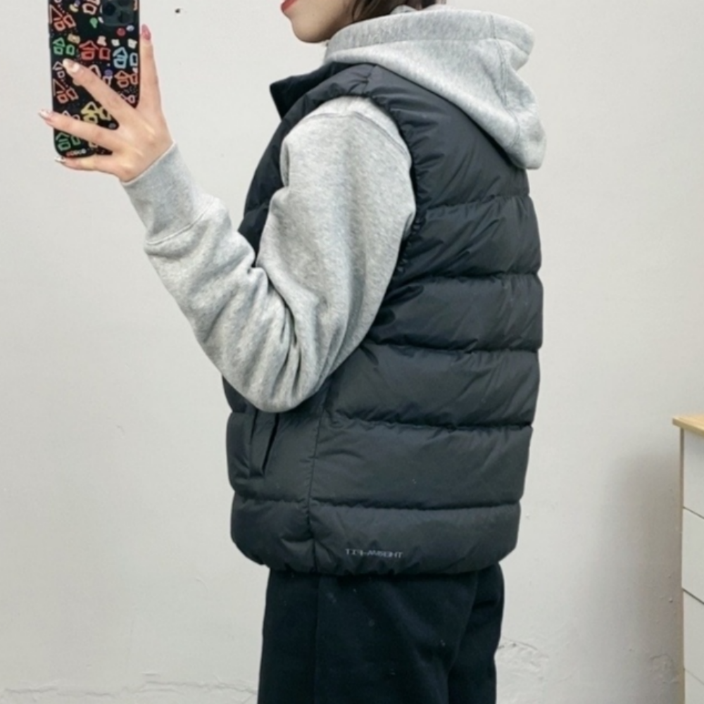 나이키 써마핏 윈드러너 스포티 하이넥 여성 패딩 베스트 - 상세 이미지 2