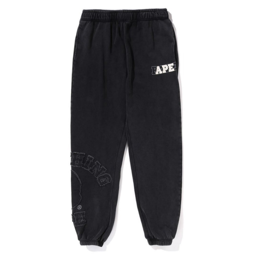 베이프 바지 VINTAGE WASHED COLLEGE PATCH SWEATPANTS 1K80-152-001 - 상품 이미지