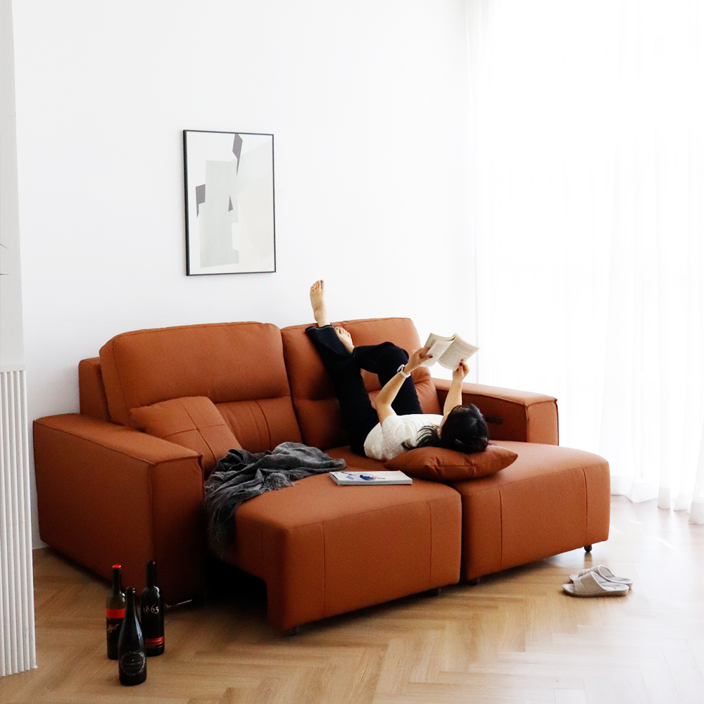 비알프렌드 템버 전동 리클라이너 슬라이딩 모션 무빙 쇼파 천연가죽 4인 소파