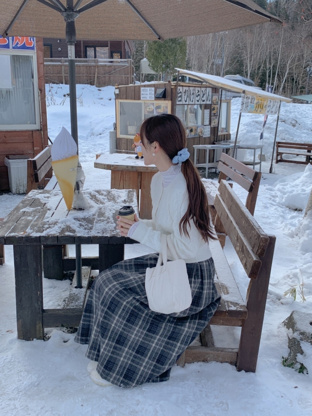✨후기극찬!💕URBANE MADE💕 조이 크롭 케이블 알파카 꽈배기 가디건 (3c) 상세 이미지 75