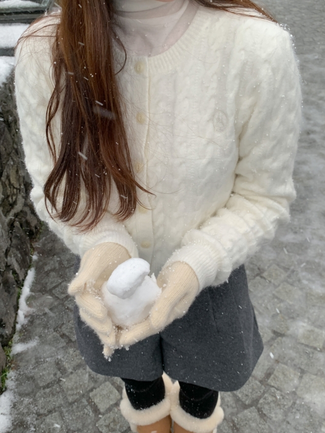 ✨후기극찬!💕URBANE MADE💕 조이 크롭 케이블 알파카 꽈배기 가디건 (3c) 상세 이미지 100