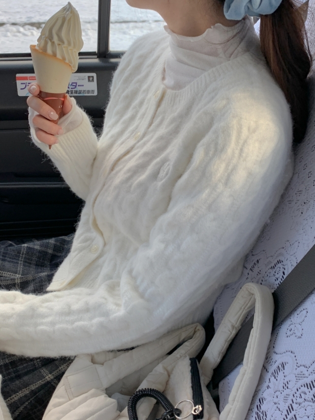 ✨후기극찬!💕URBANE MADE💕 조이 크롭 케이블 알파카 꽈배기 가디건 (3c) 상세 이미지 50