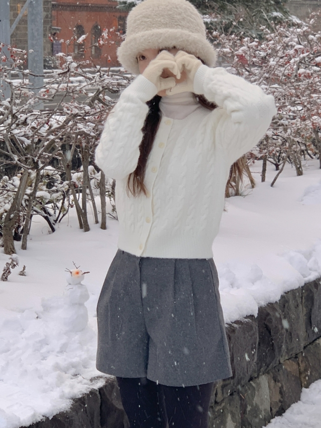 ✨후기극찬!💕URBANE MADE💕 조이 크롭 케이블 알파카 꽈배기 가디건 (3c) 상세 이미지 95