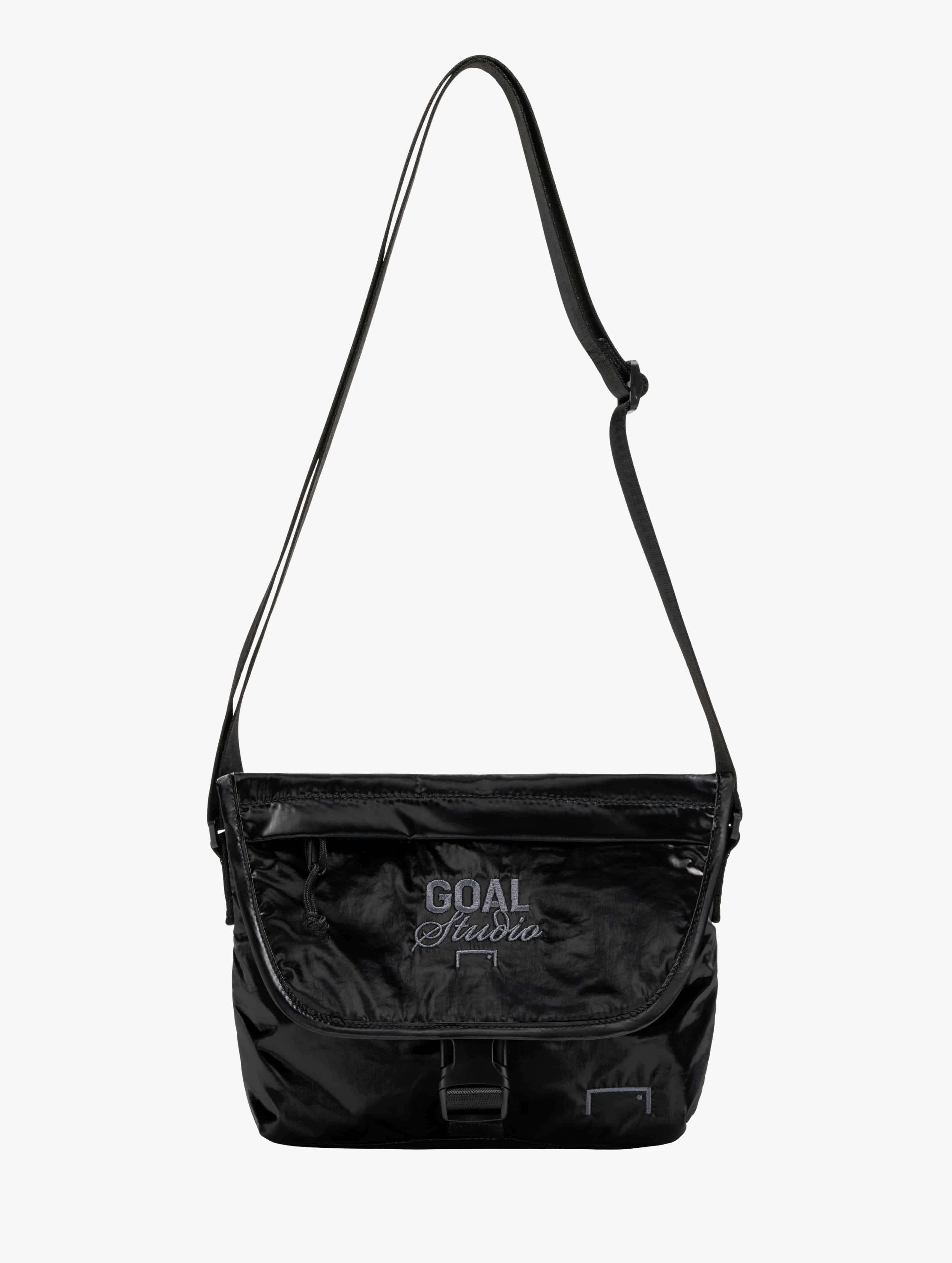 GLOSSY MINI CROSS BAG-BLACK - 상세 이미지 2
