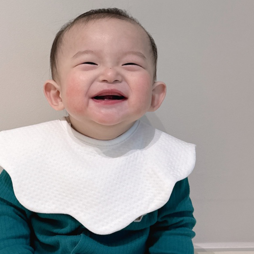 바니블라썸 턱받이 아기 빕 신생아 유아 이유식턱받이 침받이 사계절롤링 미니도트