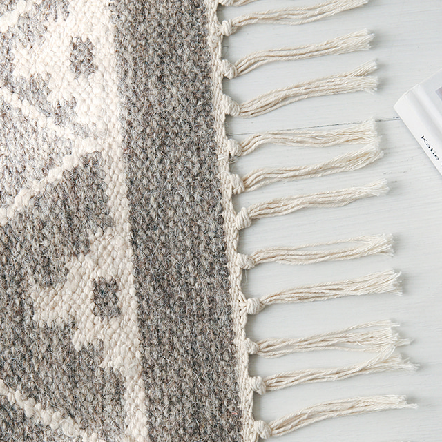 침대밑 러그 사계절 먼지없는 북유럽 러그매트 MALONEY