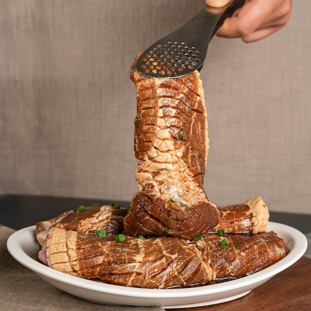 두툼한 제주도 프리미엄 흑돼지 왕 양념구이 1.2kg+1.2kg - 상세 이미지 2