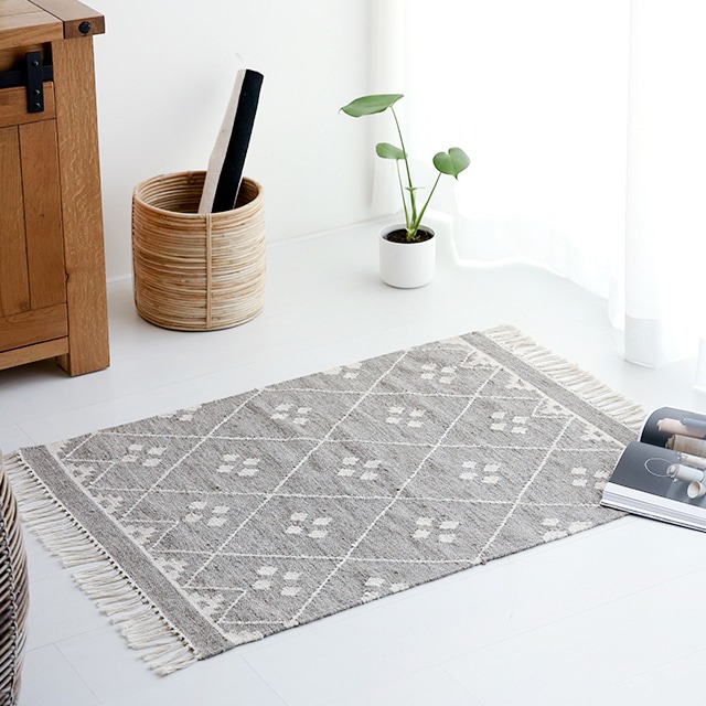침대밑 러그 사계절 먼지없는 북유럽 러그매트 MALONEY