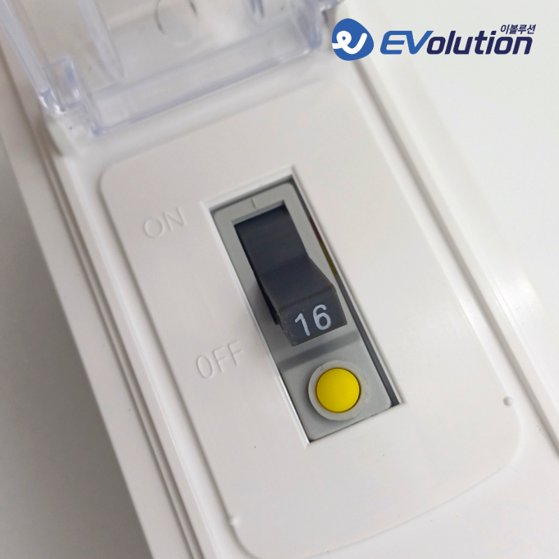 전기차 실내 V2L 커넥터 어댑터 멀티탭 3구 20A 아이오닉5 ev3 ev6 ev9