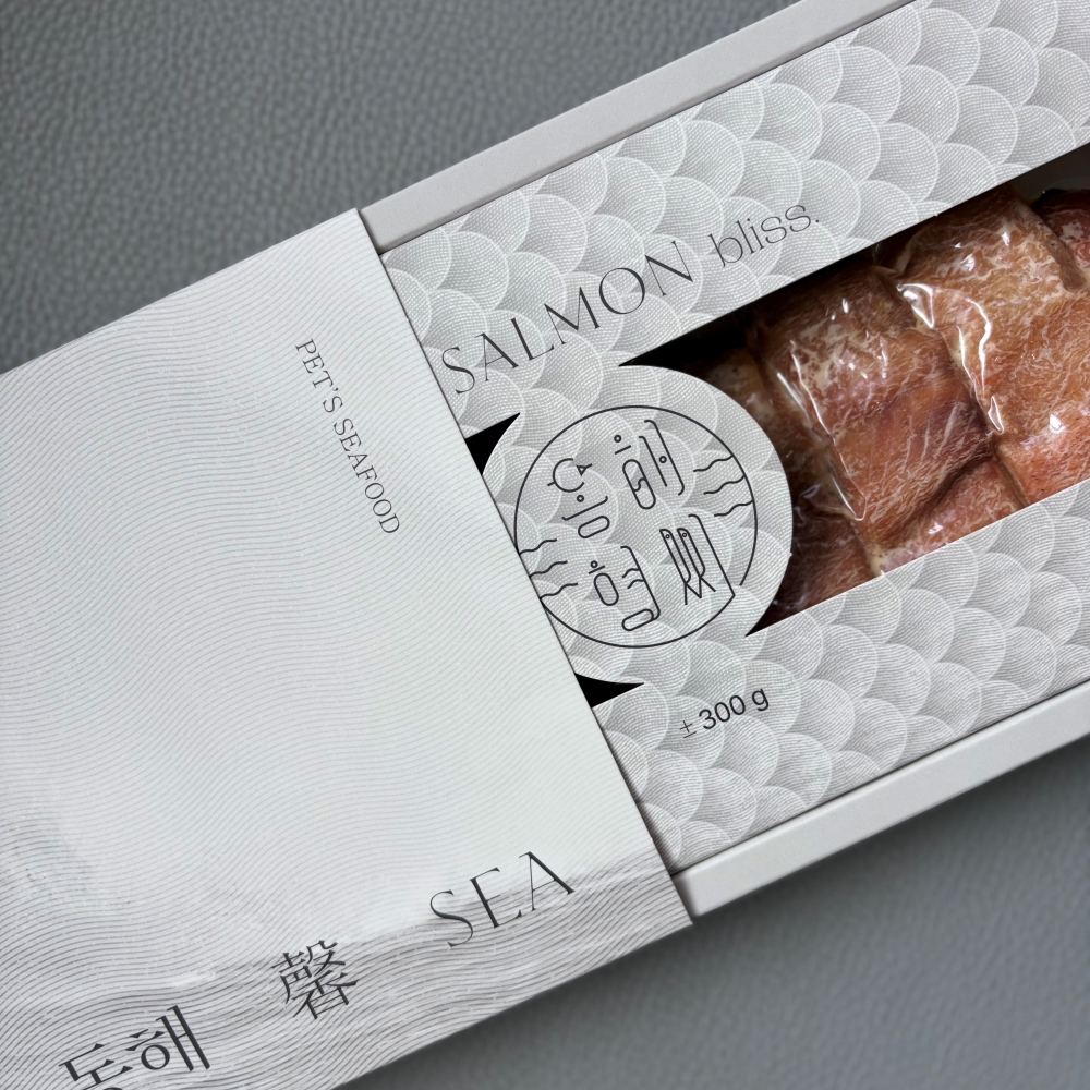 동해형씨 레토르트 원물건조 대왕연어 300g - 메인 이미지