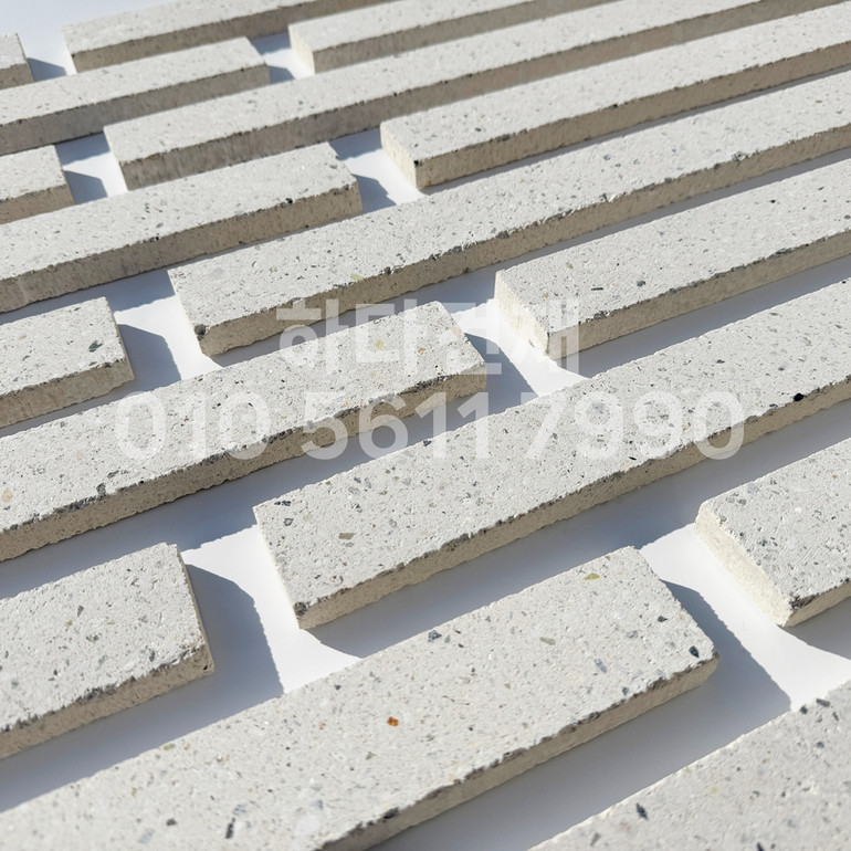 모노타일 500x45x17T 큐빅화이트 / 하다건재 와이드벽돌타일