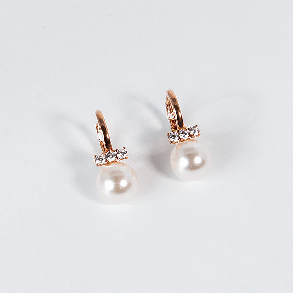 브리티 진주 8미리 원터치 귀걸이 데일리 하객룩 여자 친구 생일 선물 14K 혼주