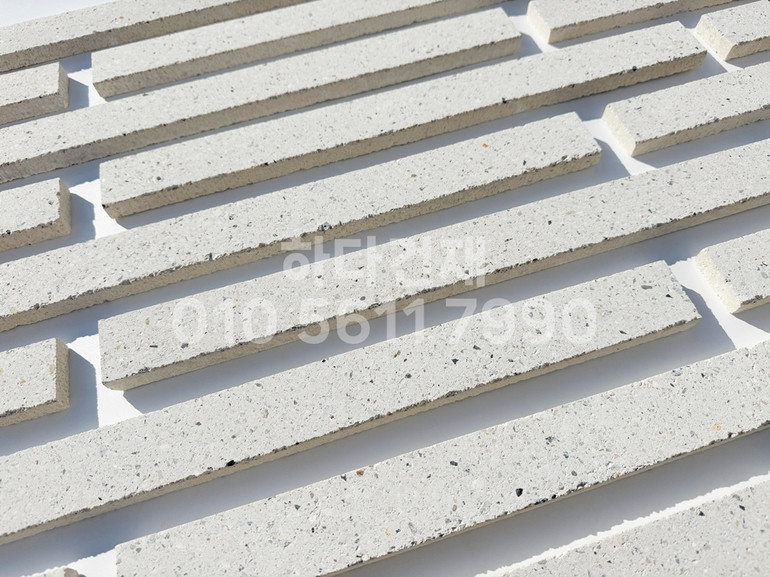 모노타일 500x45x17T 큐빅화이트 / 하다건재 와이드벽돌타일