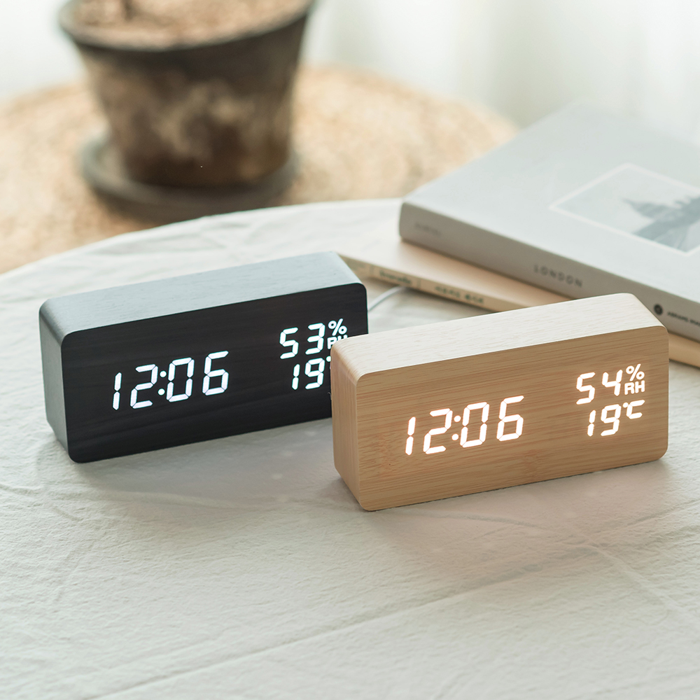 플라이토 우드 인테리어 LED 탁상시계 무소음 디지털 전자 알람 블링