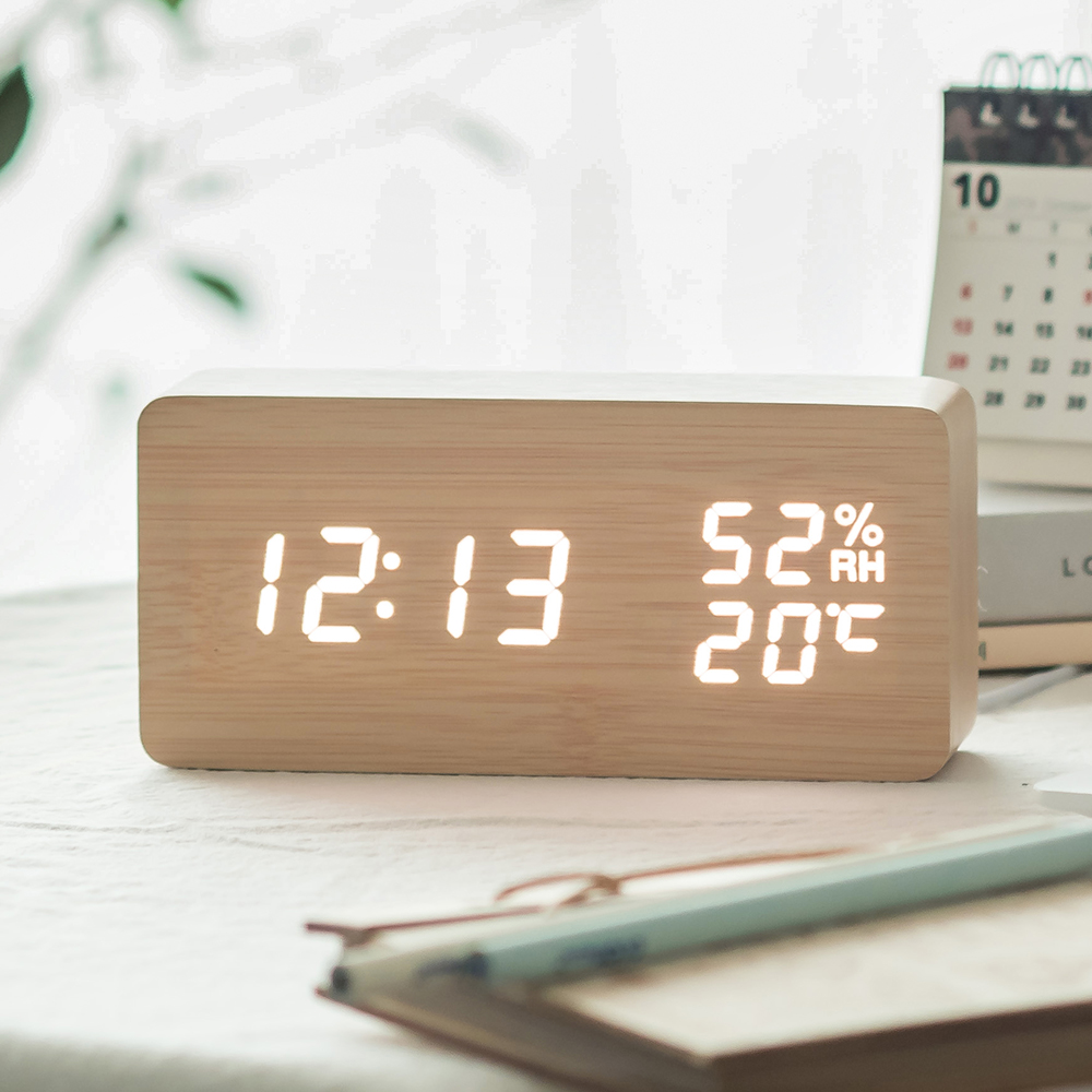 플라이토 우드 인테리어 LED 탁상시계 무소음 디지털 전자 알람 블링