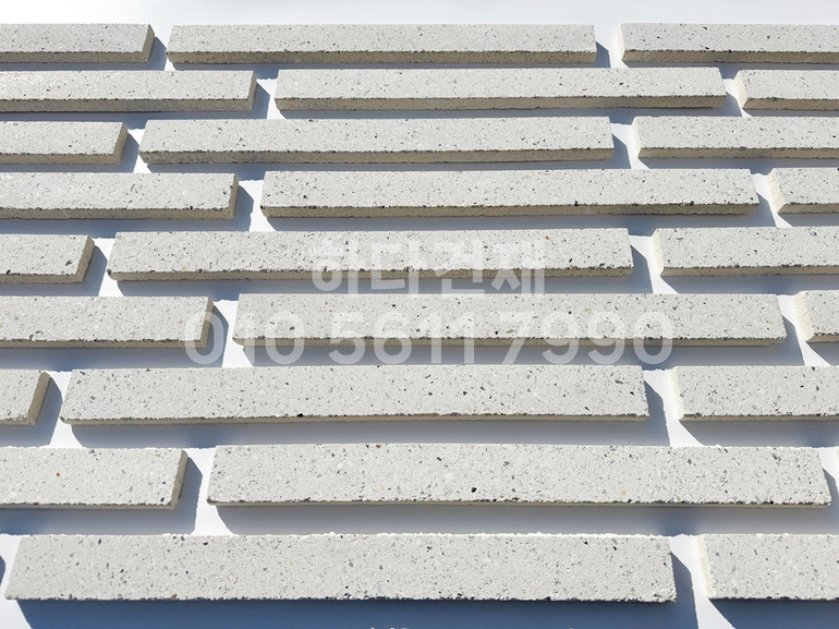 모노타일 500x45x17T 큐빅화이트 / 하다건재 와이드벽돌타일