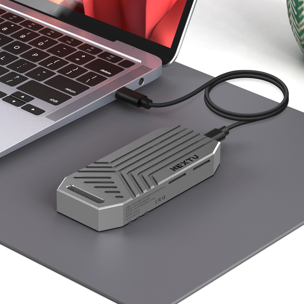 넥스트유 NVMe M.2 2280 SSD 전용 USB4 40Gbps 외장 케이스 - 메인 이미지
