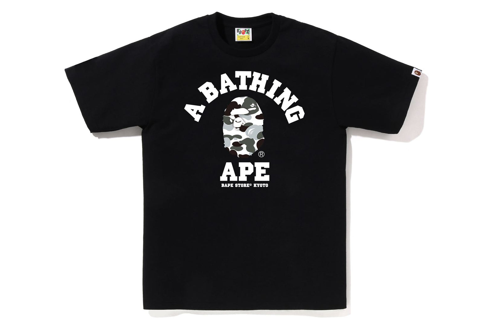 베이프 반팔티 BAPE STORE KYOTO CAMO COLLEGE 2월 신상 1K72-110-181 - 상세 이미지 2
