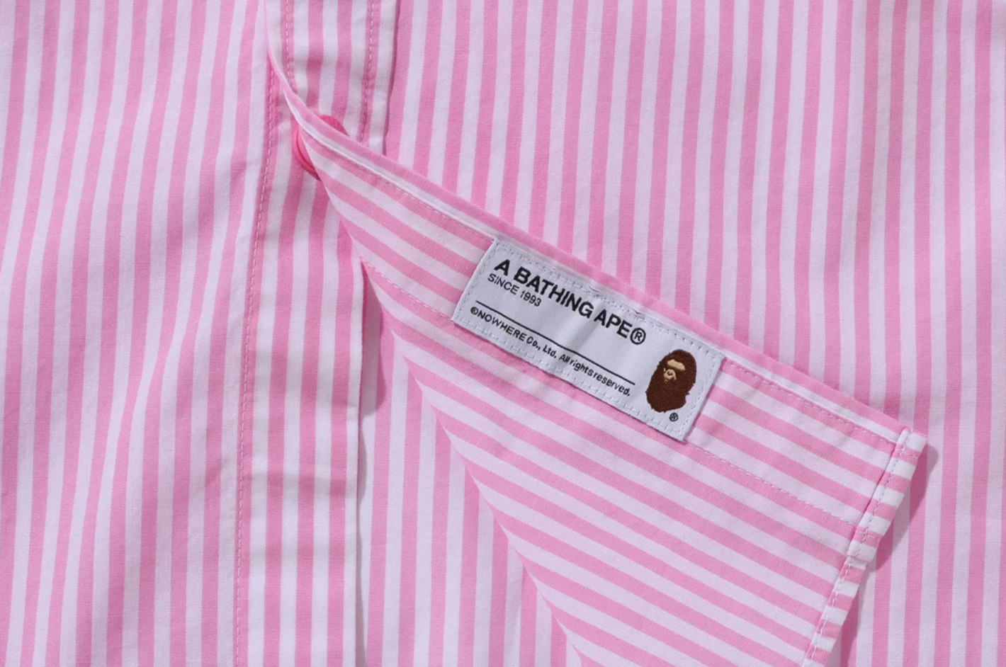 베이프 우먼즈 셔츠 COLLEGE STRIPE SHIRT 2월 신상 1K70-231-001 - 상세 이미지 2