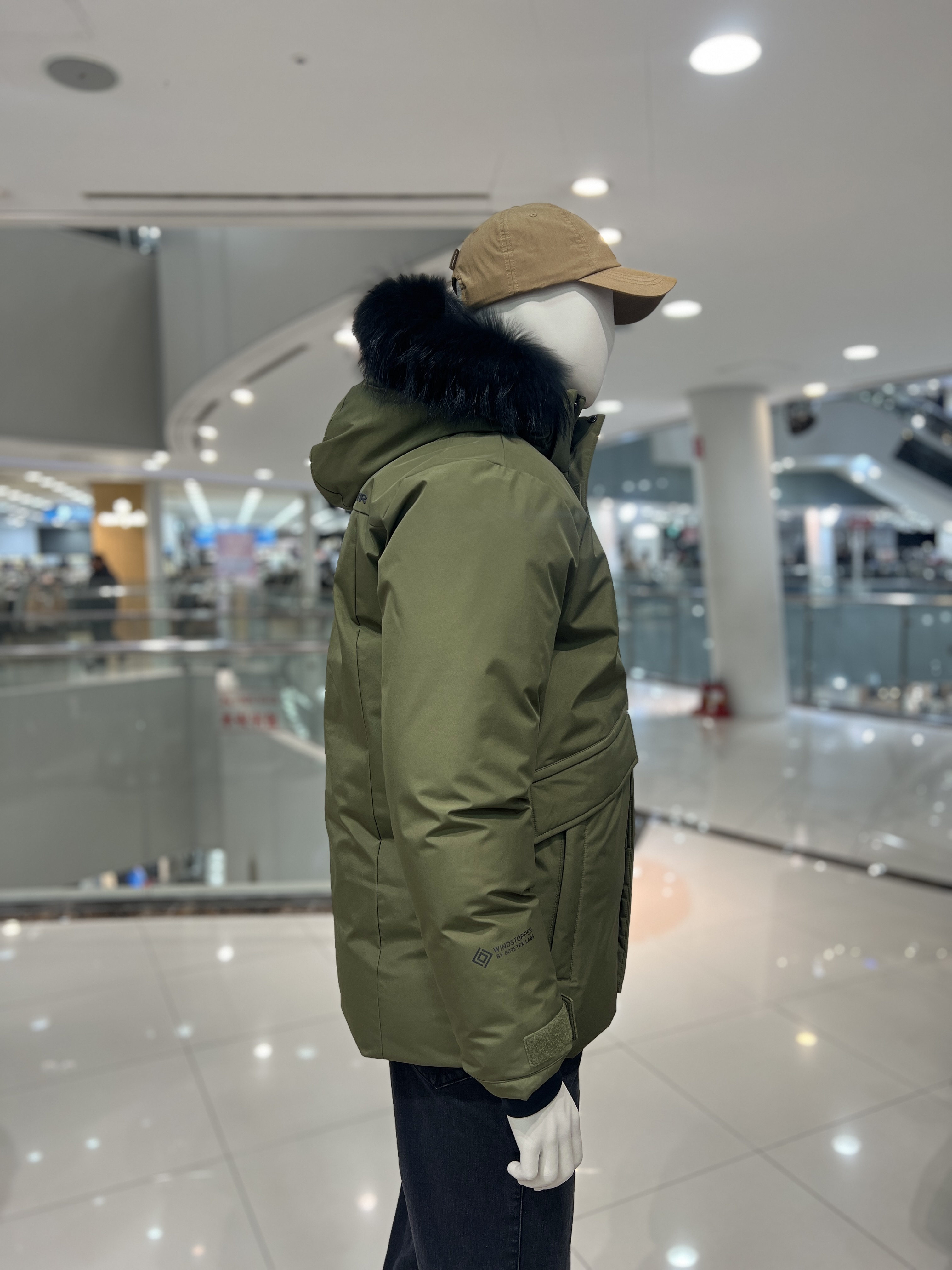 아이더 헤비다운 필드 남성 윈드스타퍼 구스다운 자켓 MW24507 이미지 7