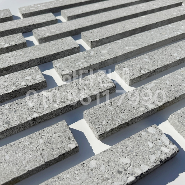 라일락 모노타일 500x50x17T 그레이칩 / 하다건재 와이드벽돌타일