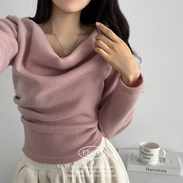 연말룩 여신핏 따듯 폭닥폭닥 여리핏 언발 셔링 몽글 드레이프 긴팔 티셔츠 - 상세 이미지 3