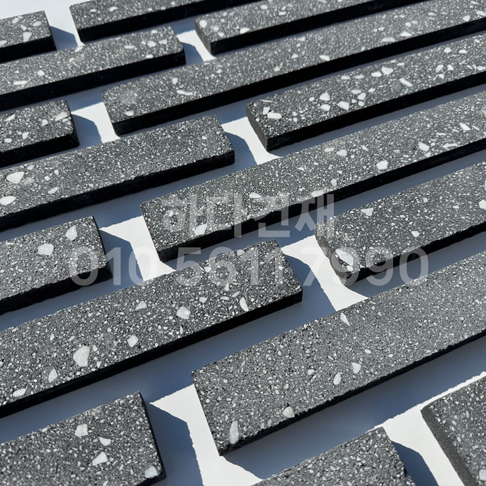 라일락 모노타일 500x50x17T 블랙칩 / 하다건재 와이드벽돌타일