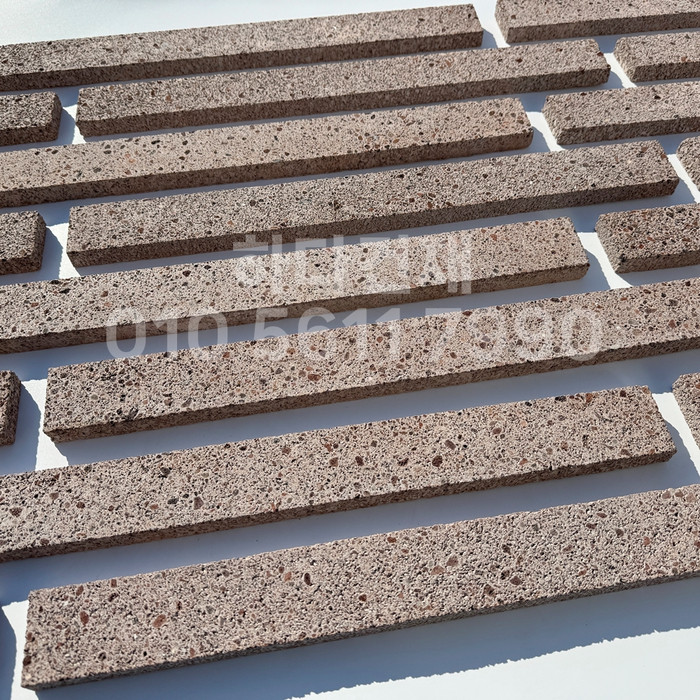 라일락 모노타일 500x50x17T 브라운칩 / 하다건재 와이드벽돌타일