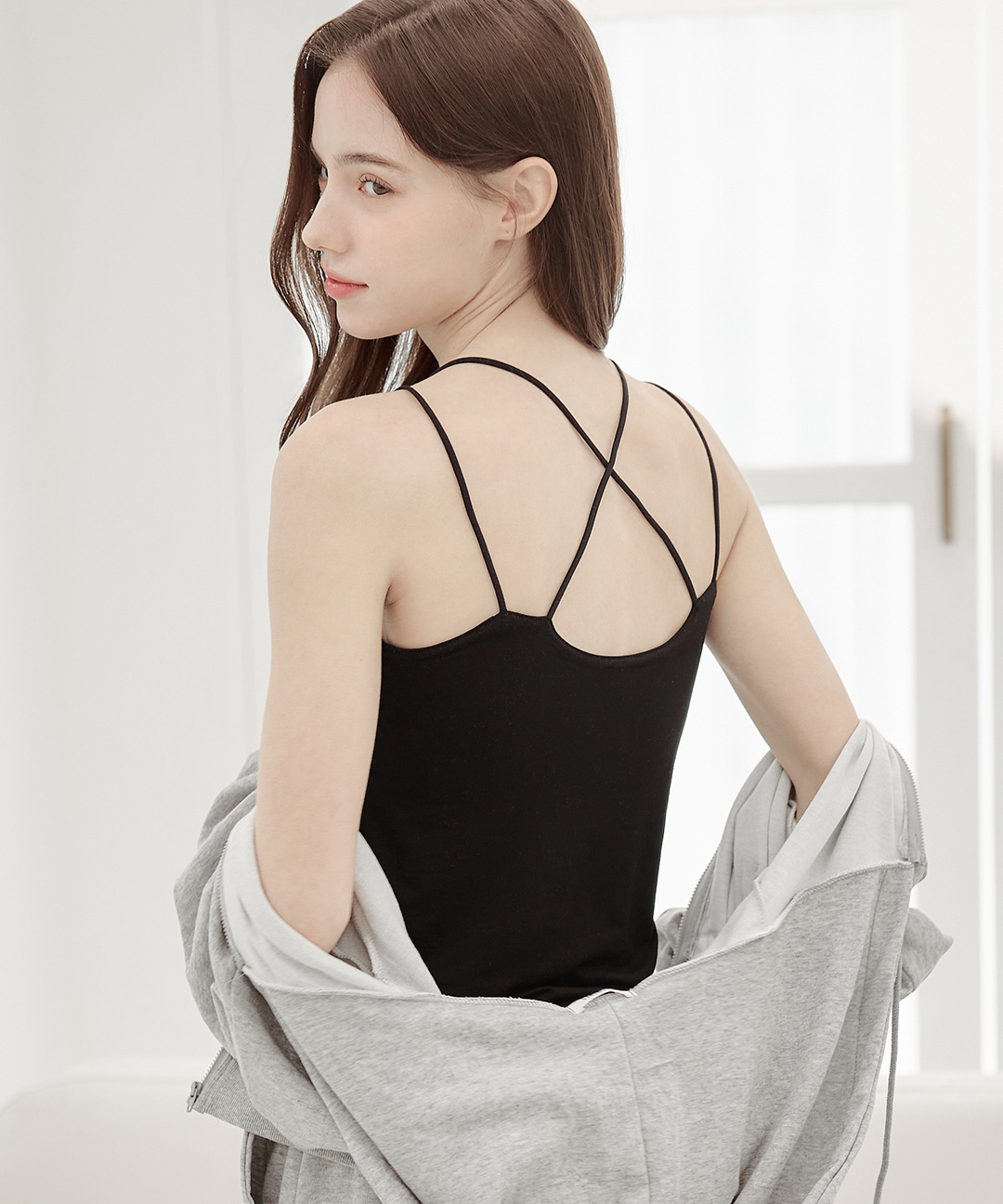 이너리즘 모달 슬리브리스 크로스 캡나시 1+1 브라나시 레이어드