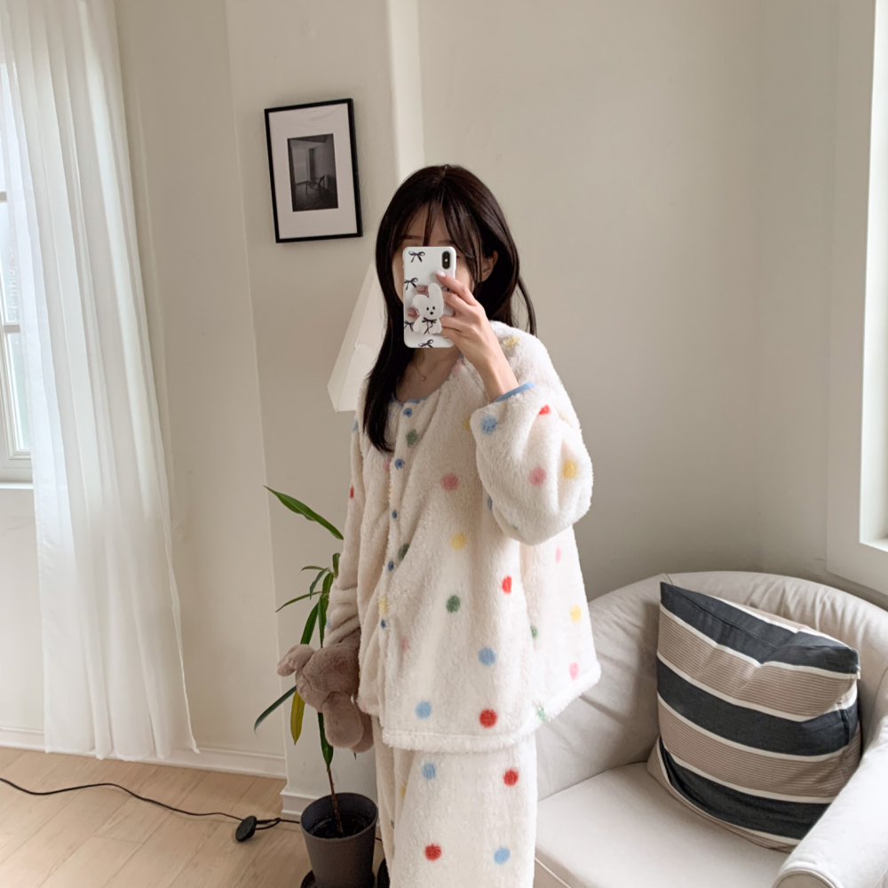 극세사잠옷 세트 겨울 노카라 여성 레인보우 도트 수면 상의 바지 홈웨어 세트 - 상세 이미지 5