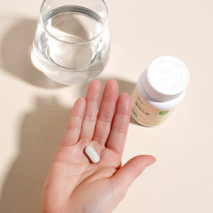 힐린 릴렉스온 L 테아닌 홍경천추출물 영양제 스트레스 긴장완화 30정, ... 맛있게 먹은 솔직 후기 - 상품 이미지 4