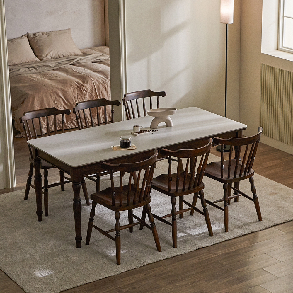 로맨틱캬바레 그랜디 체어 카페 의자 고무나무 원목 빈티지 엔틱