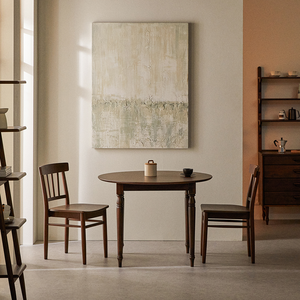 로맨틱캬바레 썰즈데이 체어 카페 의자 고무나무 원목 빈티지 엔틱