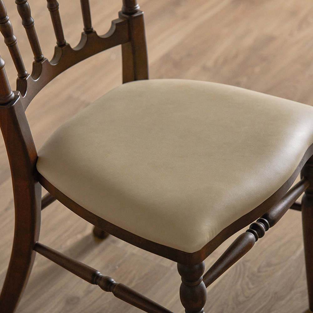 로맨틱캬바레 첼로 빈티지 원목 의자 카페 인테리어 월넛 체어