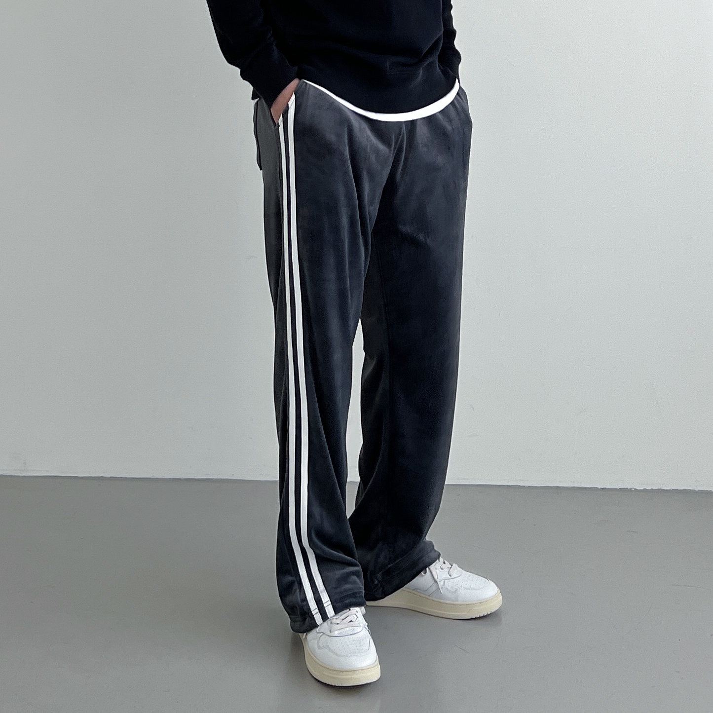 남자벨벳바지 와이드트레이닝팬츠 보아털바지 트랙팬츠 - 상세 이미지 4