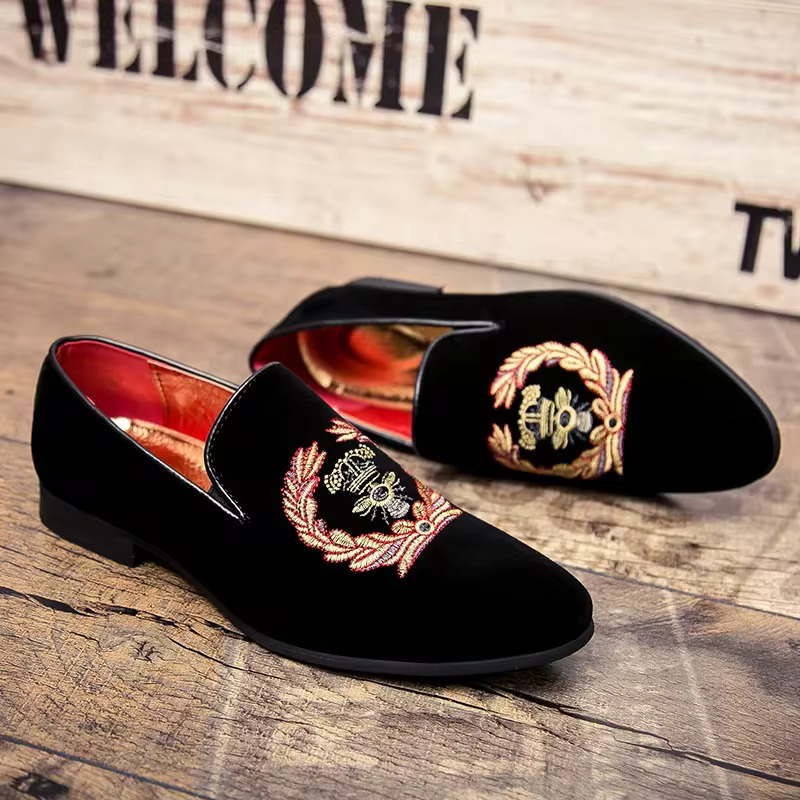 남성용 스웨이드 가죽 로퍼 캐주얼 자수 모카신 옥스포드 신발 파티 운전 플랫 EUR 사이즈 45 Zapatos Hombre : 돈나무19