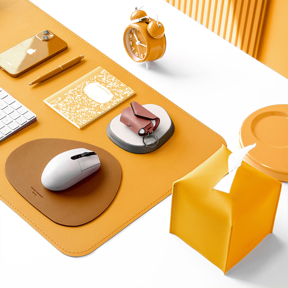 그리디파머스 가죽 데스크매트 책상 매트 슬림형 스웨이드 화이트 80x40cm 에센셜