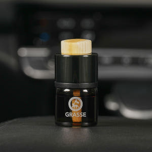 [불스원] NEW 그라스 송풍구 디퓨저 차량용방향제 10ml+리필 블랙베... 실사용 후기 | 효과 있을까? - 상품 이미지 3