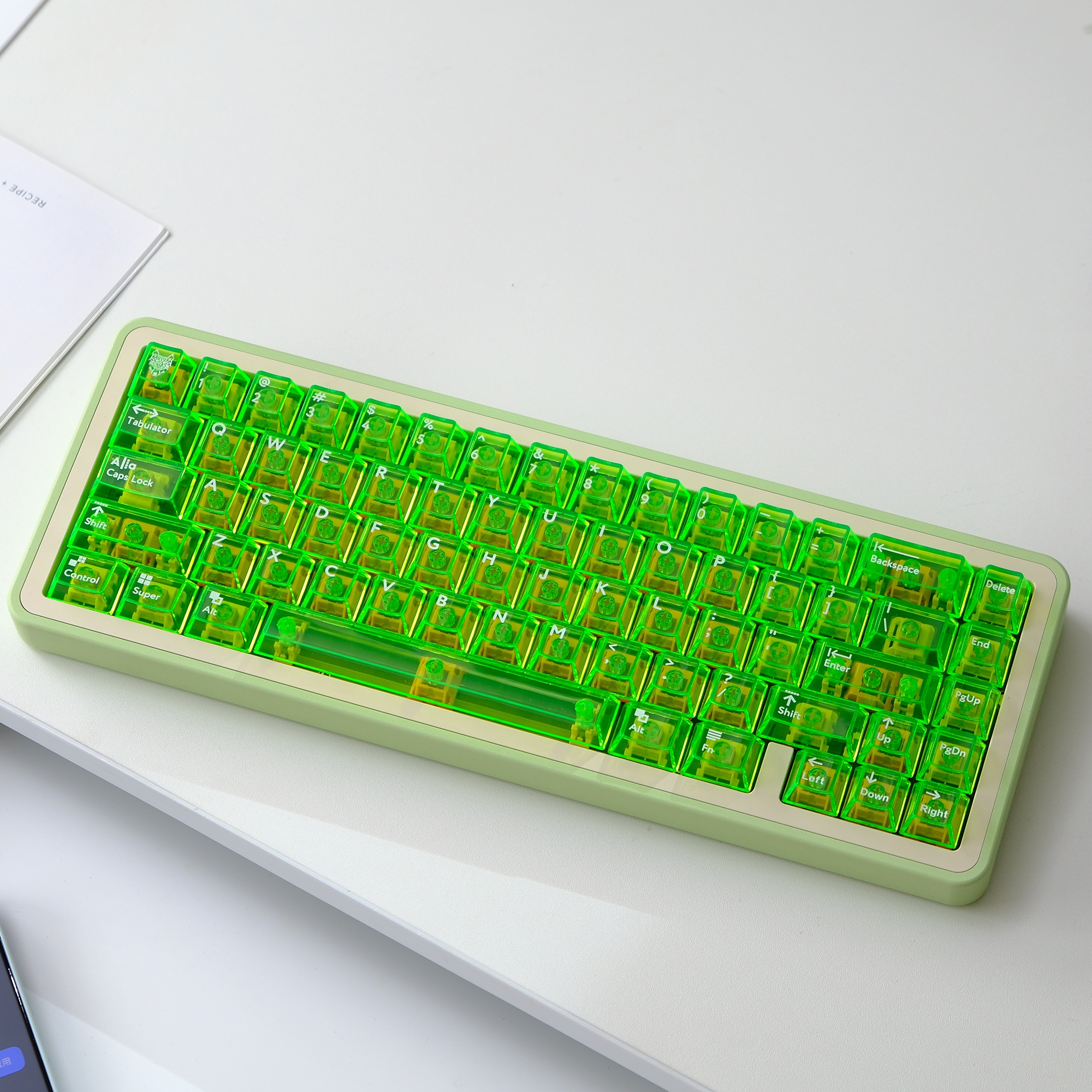 아이페이 네온 클리어 투명 키캡 그린 PC 키캡 LED 독거미 기계식 키보드 용 - 상세 이미지 4