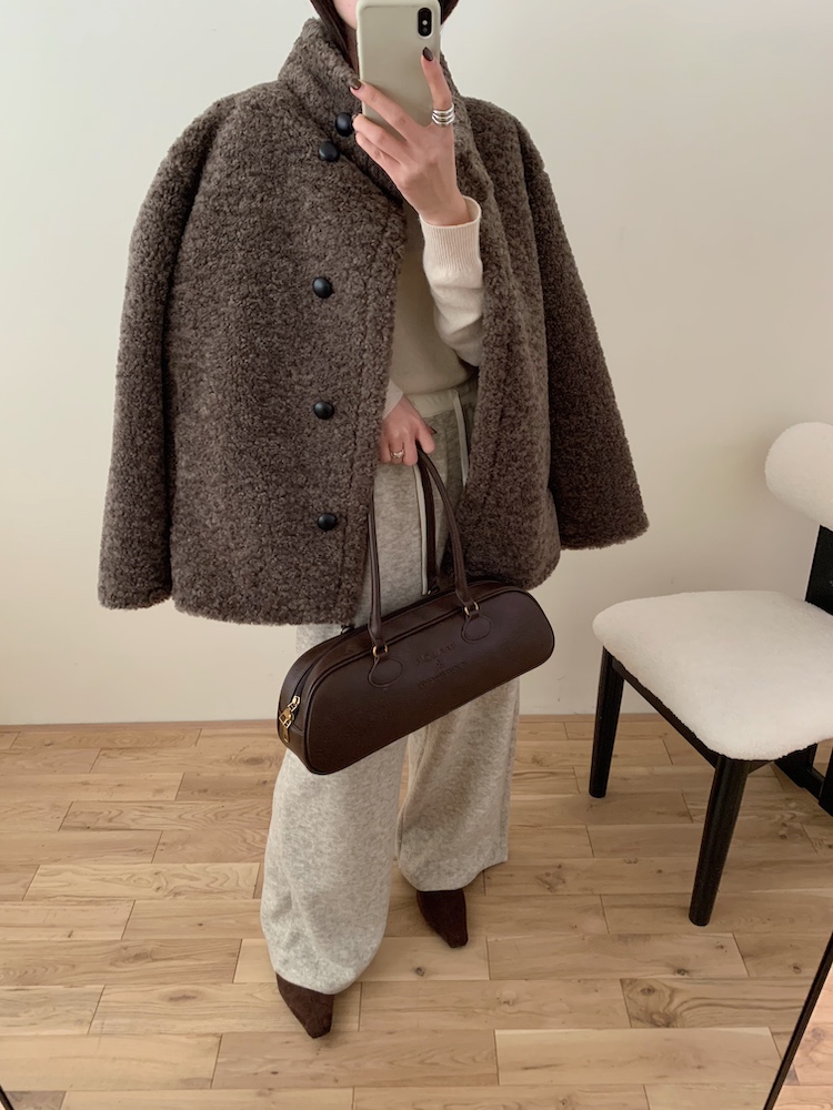가을 겨울 도톰 따뜻 뽀글이 스탠드 카라 루즈핏 싱글 브레스티드 양털 베이직 꾸안꾸룩 여친룩 코트 자켓 124122701 상세 이미지 40